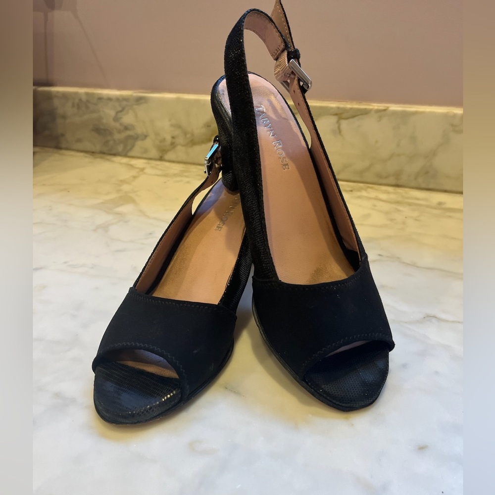 Taryn Rose "Fortula" open toe microsuede slingback pumps - size 7M